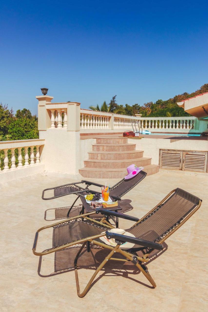 Saffronstays La Casa Maestro, Kashid - Spanish-Style Luxury Villa Near Kashid Beach Exterior photo
