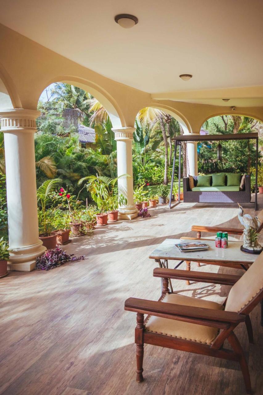 Saffronstays La Casa Maestro, Kashid - Spanish-Style Luxury Villa Near Kashid Beach Exterior photo